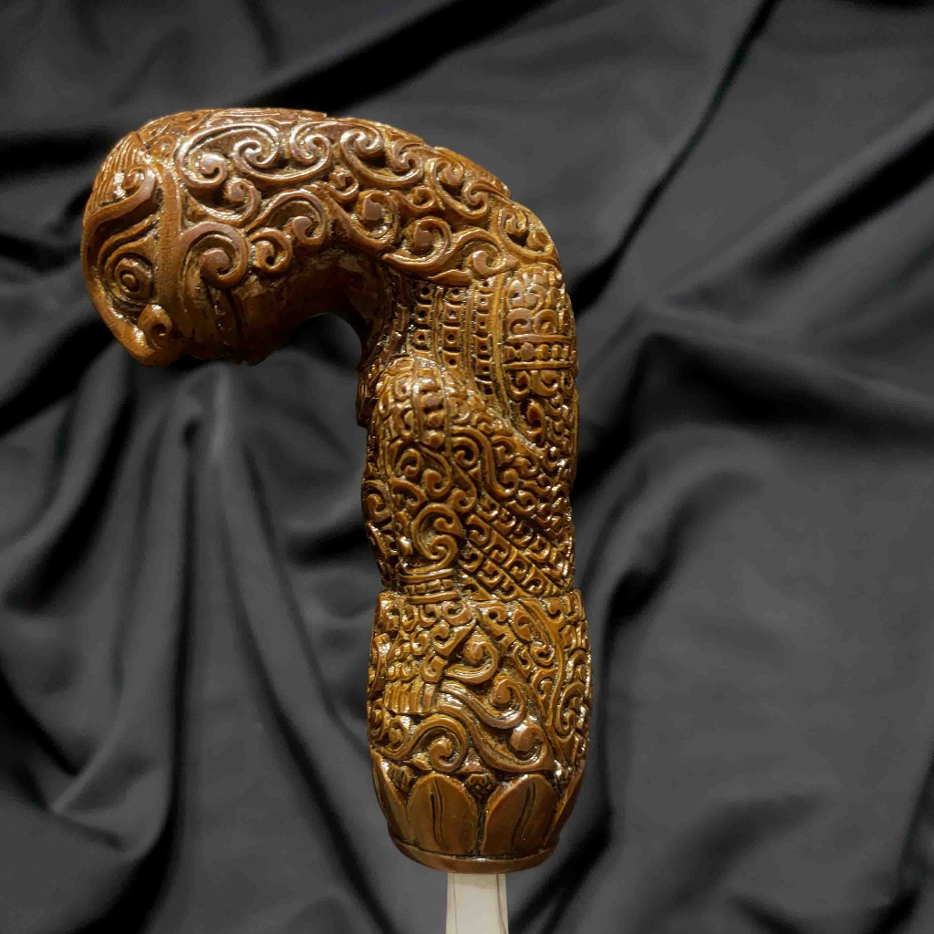 Deder Keris Ukiran Model Buto Bajang Bahan Kayu Kemuning Garap Alusan