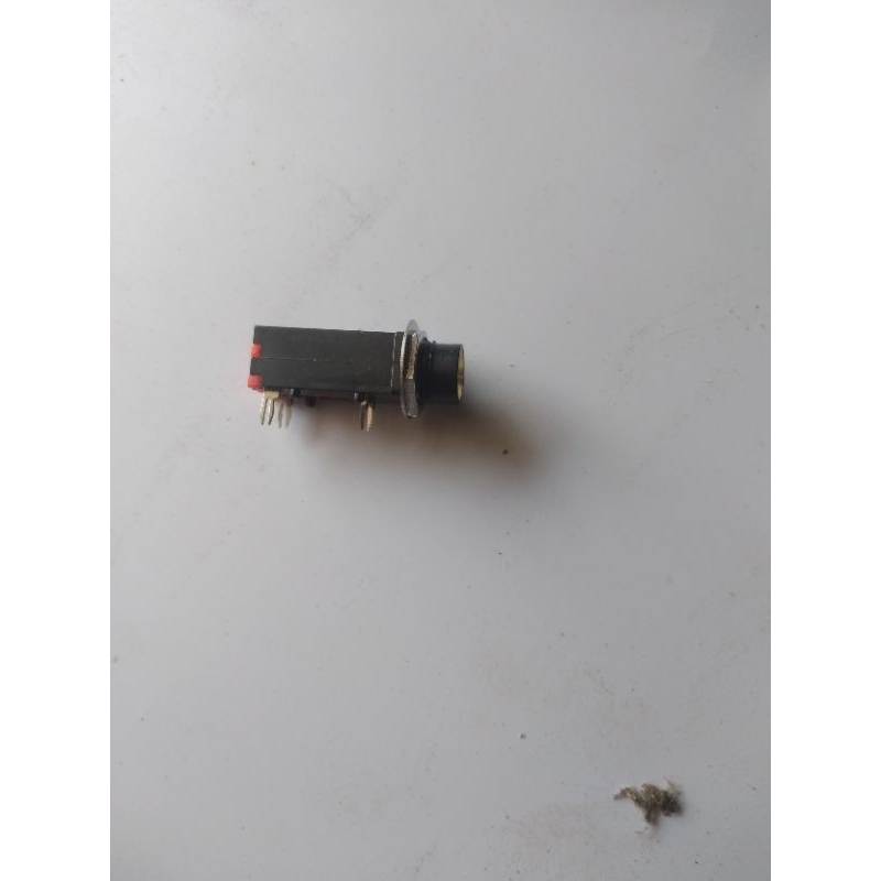 socket input output efek korg ax 1500/ax1000G