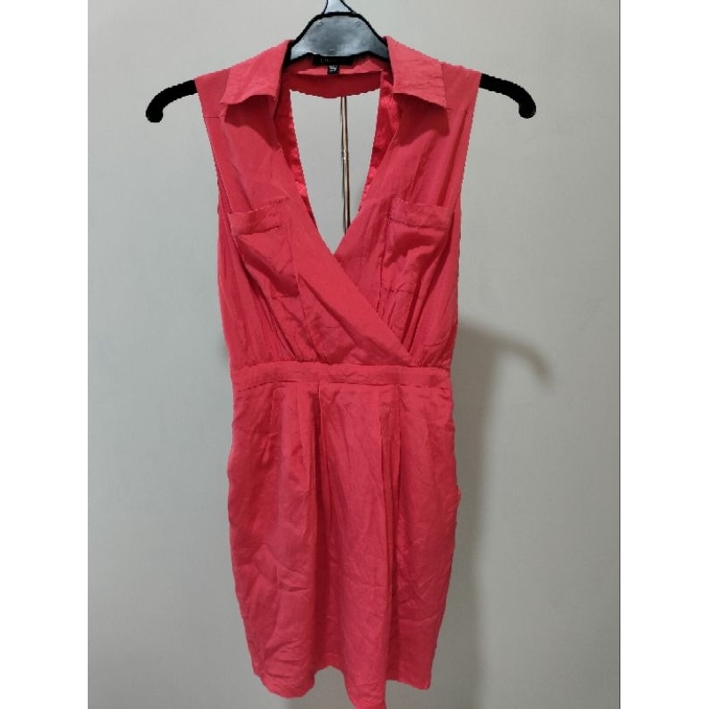 Preloved midi dress backless bahan katun berkerah v neck punggung bolong warna peach bahan blazer