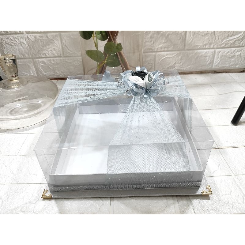 

BOX CAKE HIAS 30X30X10 / BOX KUE / BOX HANTARAN HIAS / BOX SESERAHAN