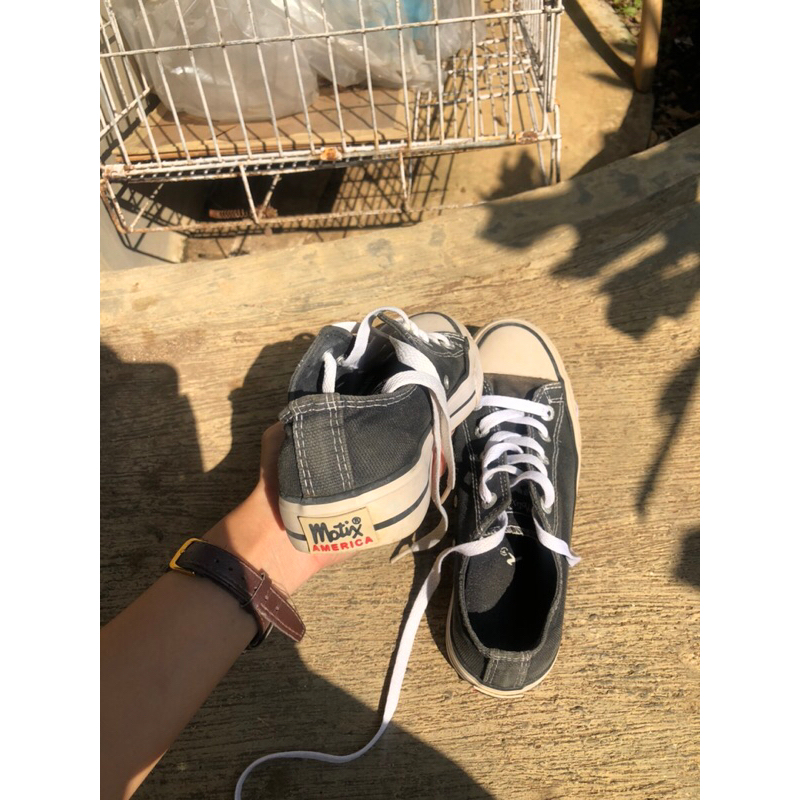 preloved sepatu MOTIX ORI