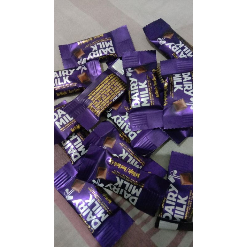 

Cadbury sharebag isi 18