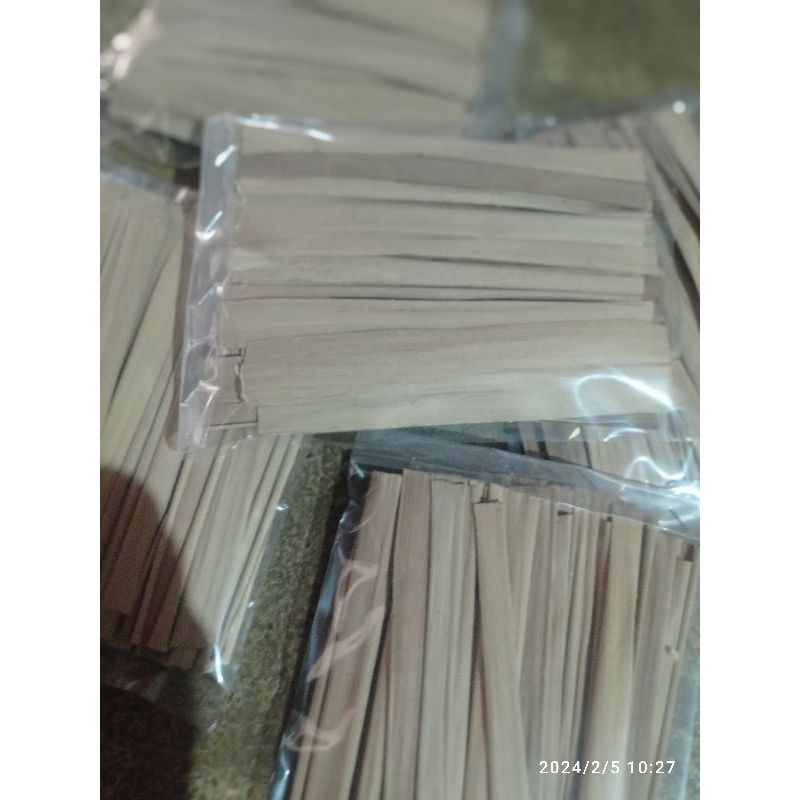 

daun aren kering/250gram