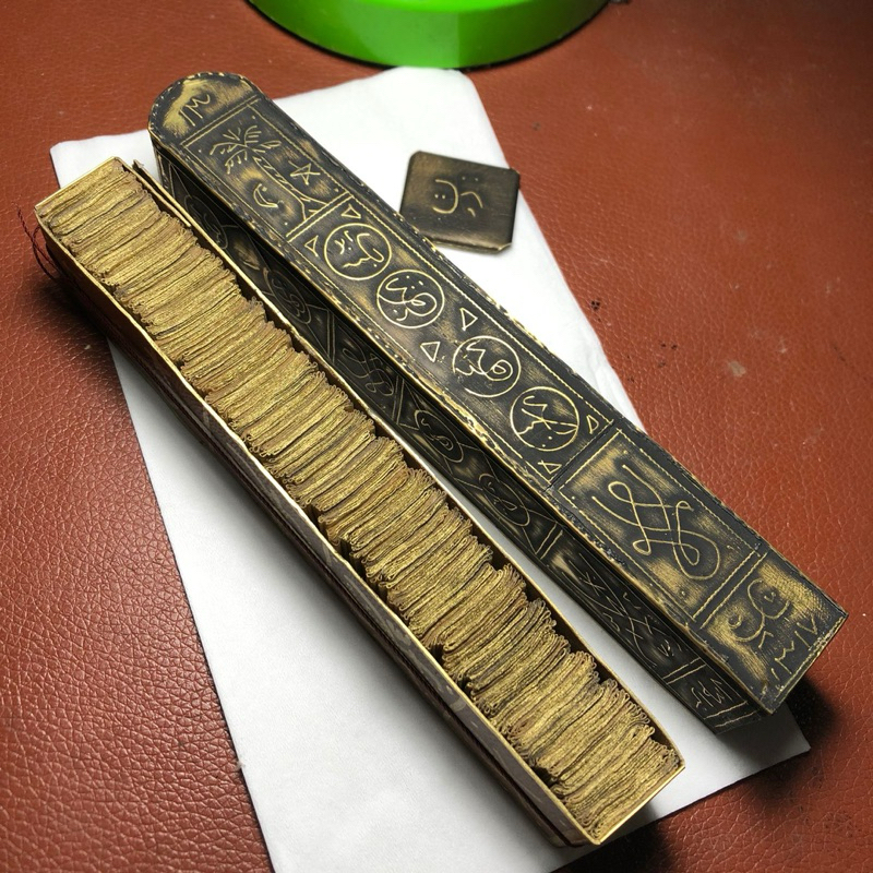 Al Quran Stambul Asli Peninggalan dari Kalimantan Bahan Kulit Panjang 13 Meter 013