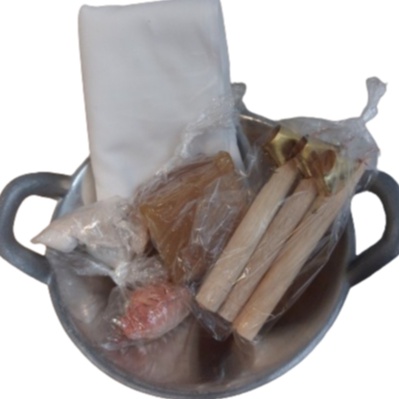 

Kejutan Murah Paket Alat dan Bahan Batik Wajan Canting Kain Malam Soda ash dan Pewarna Naptol Batik