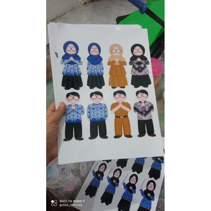 

cetak Toper Hari Guru | glossy | Harga Perlembar isi 8 topper