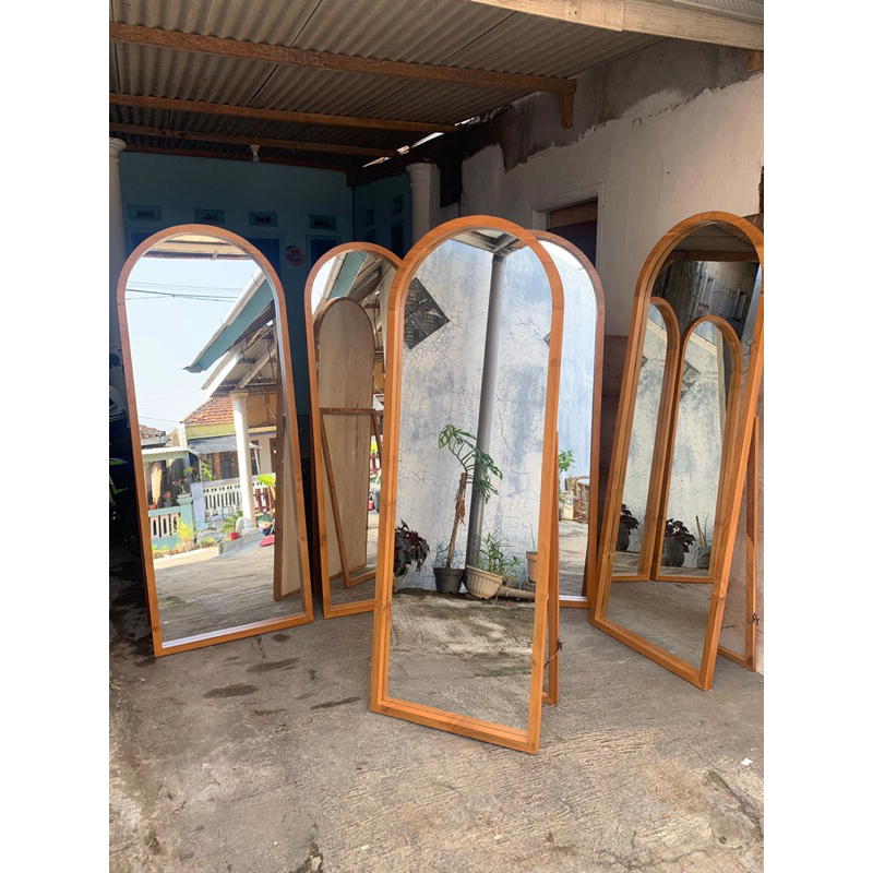 Standing Mirror oval