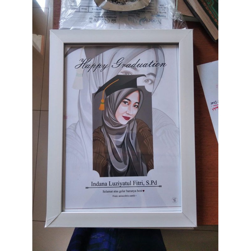 Kado ulang tahun cewek cowok/hadiah wisuda/bingkai foto vektor