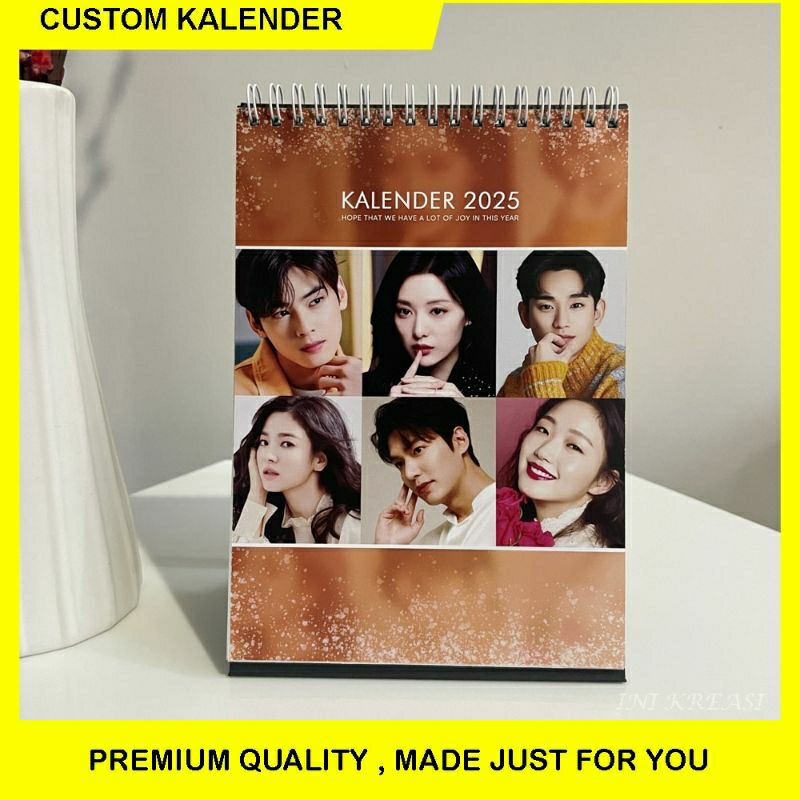 

CETAK CUSTOM KALENDER MEJA 2025 KDRAMA SATUAN, ALAS HARDCOVER PREMIUM QUALITY