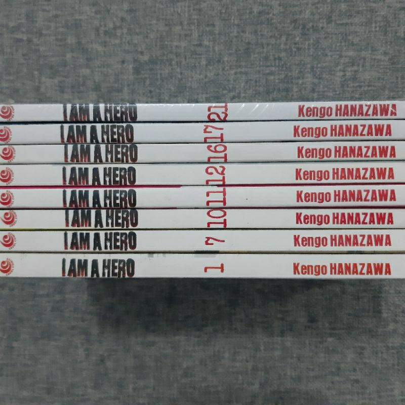 I AM A HERO - ORI GRAMEDIA -- SEGEL & NON SEGEL MULUS