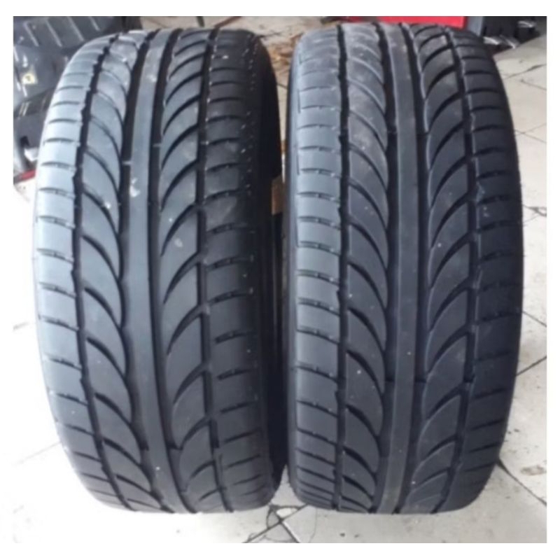Ban Mobil Copotan Ring 17 Merek Achilles Ukuran 215/50 R17 Second Tubles