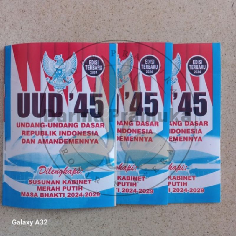 

Buku UUD 45 Terbaru 50 pcs
