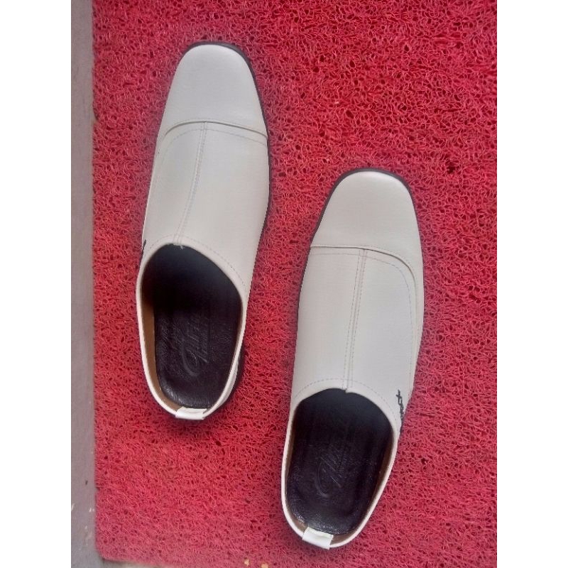 GIROTTI sepatu slop bustong pria/sendal slop pria