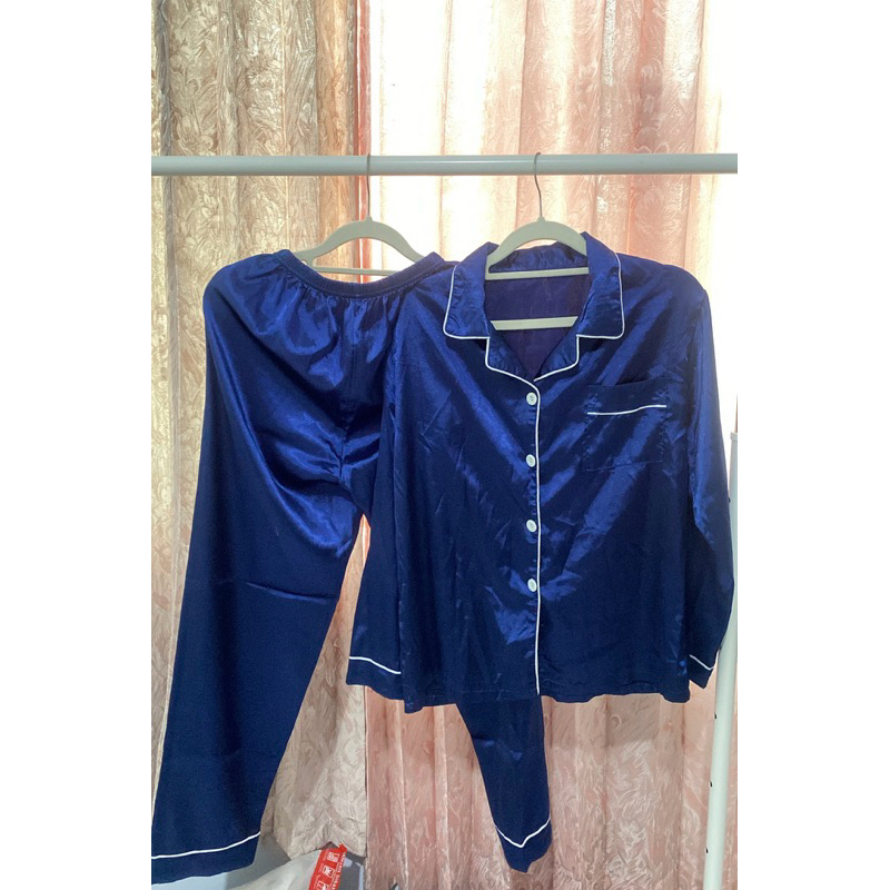 Preloved baju tidur piyama set satin wanita velvet