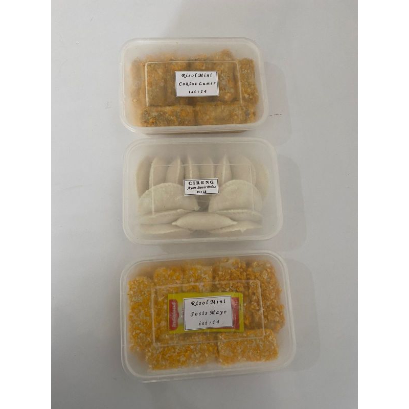 

Cireng ayam suwir pedas,Risol mini mayo,Risol mini coklat