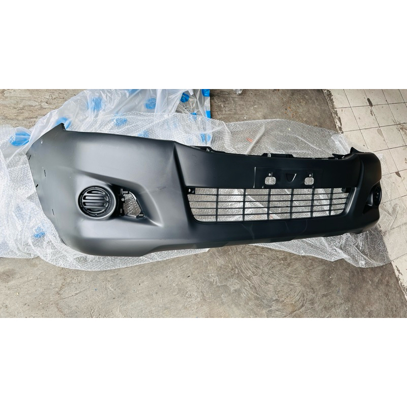 bemper hilux double cabin 2011 imitasi