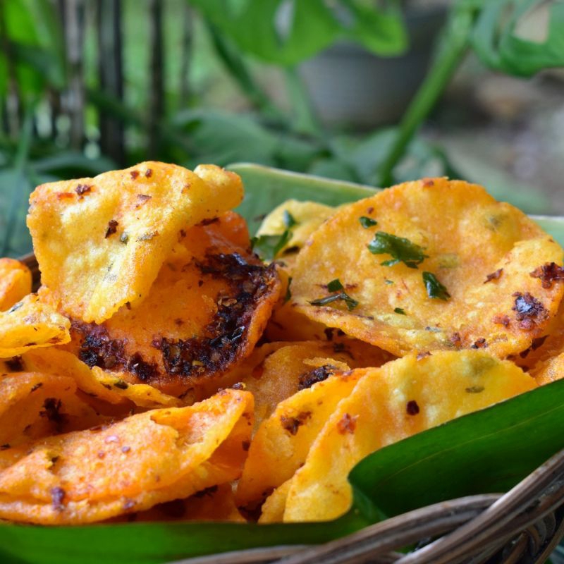 

ADIPATI - 1 BAL, 1 Kg & 500 gr Comring Pedas Kecimpring Singkong Bawang Daun mix Daun Jeruk Khas Ciamis - Snack Comring Gemblong Kering ketempling Comring Pedas Daun Jeruk Kecimpring singkong pedas spicy Renyah Gurih Camilan Enak snack Renyah Gurih