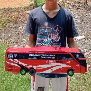 PAPERCRAFT BUS AGRAMAS HD002 "SYAHDU" SKALA 1:20