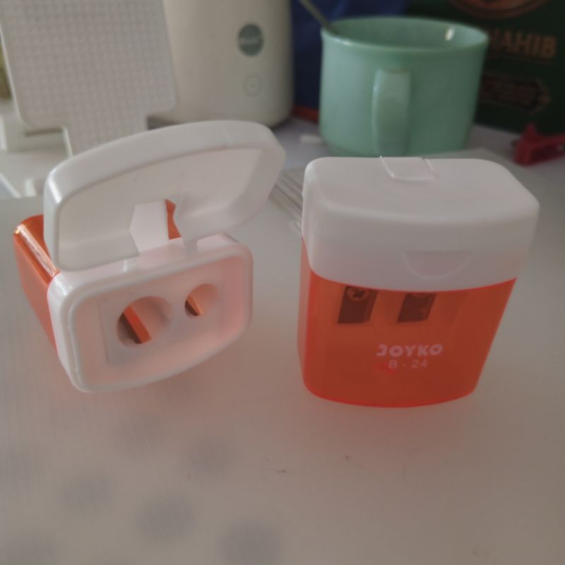 

Rautan Pensil Rautan Crayon Joyko.