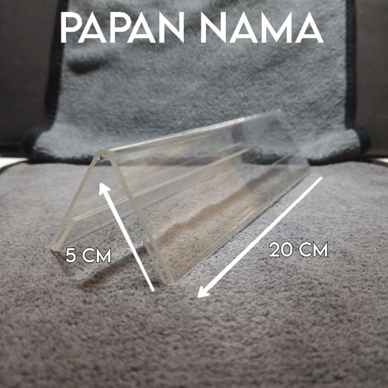 

Papan Nama Akrilik Ukuran 5 x 20 cm Dua Sisi Tebal 2 MM