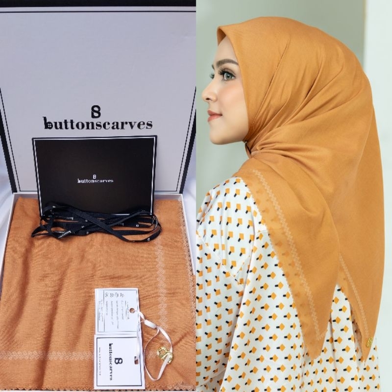 NEW BUTTONSCARVES TODAY SCARF HONEY