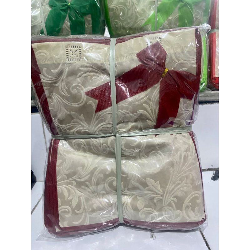 

TERLARIS!! (1 PACK = 60 PCS) Tas Hajatan Embos Pita 22x22 cm / Tas Nasi Box / Tas Spunbond / Tas Belanja