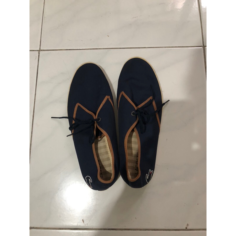 lacoste casual shoes - used