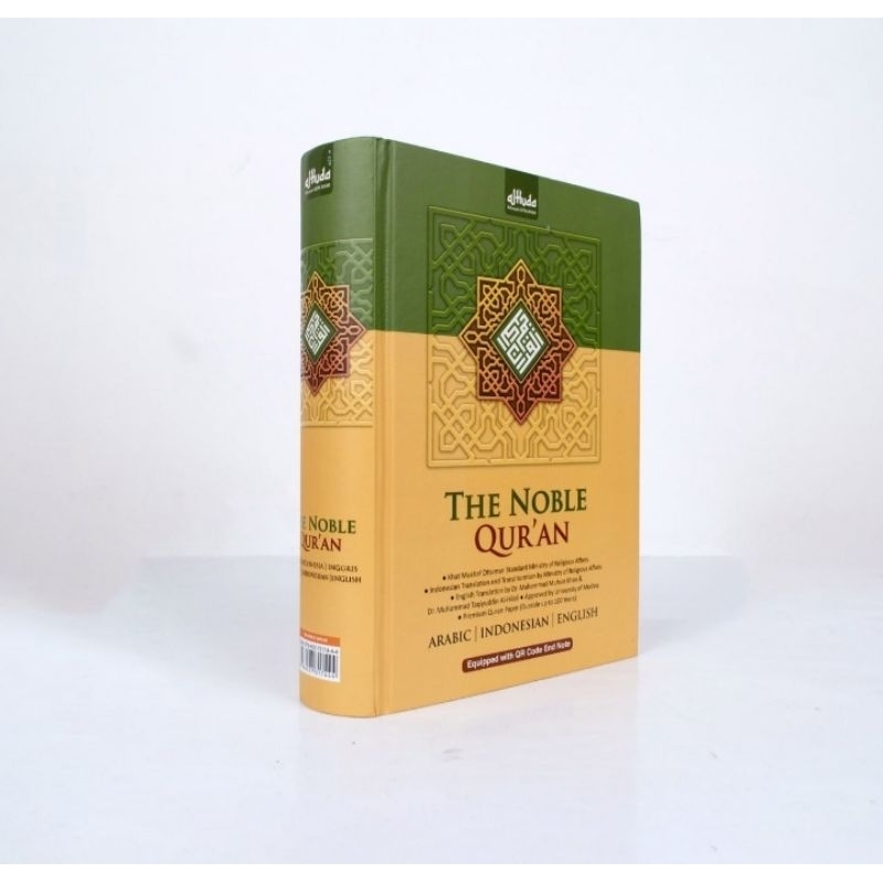 THE NOBLE QURAN TIGA BAHASA NEW COVER
