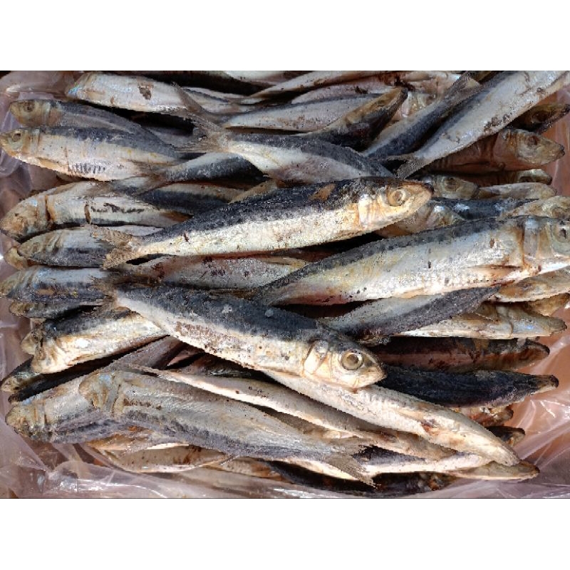 

Ikan Asin Lamuru/Siro