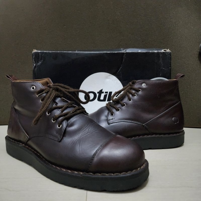 Sepatu Boots Kulit Otiv Gama Dark Brown - 39