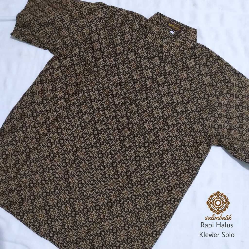 Batik Keren dari Pusat Batik Pasar Klewer Solo Indonesia