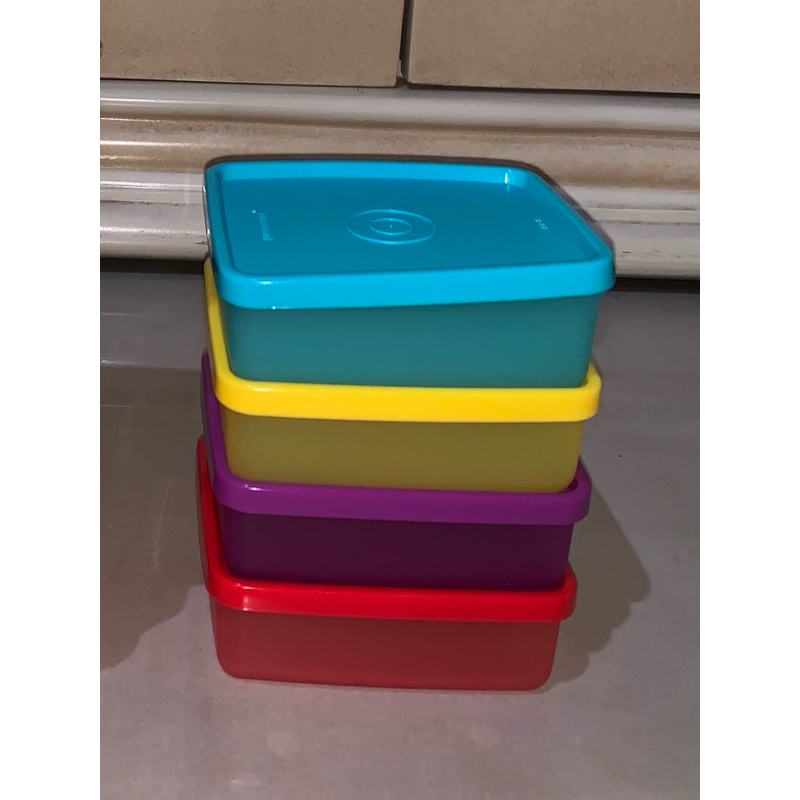 Tupperware Tempat Penyimpanan Makan Kotak Kecil