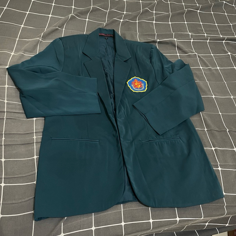 Preloved Jas Almamater Universitas Surabaya/Ubaya