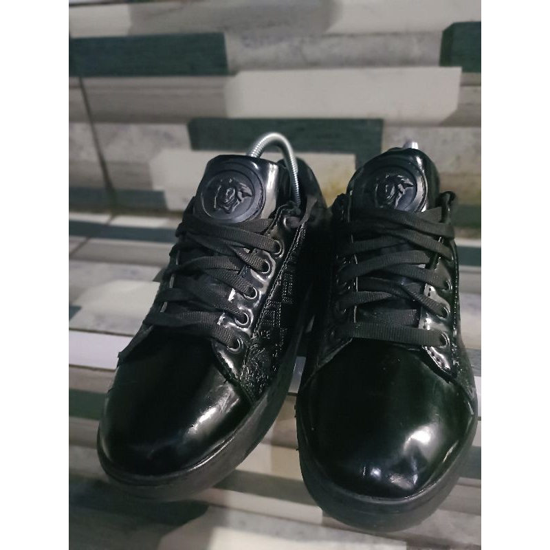 Sepatu Versace Full Black Kulit original size 40 insole 25