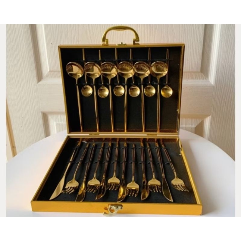 Set sendok garpu pisau korea box koper gold(cocok jadi hadiah)
