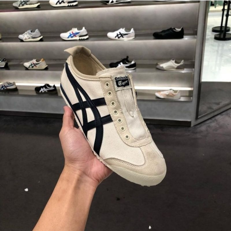 ONITSUKA SLIP ON CREAM NAVY