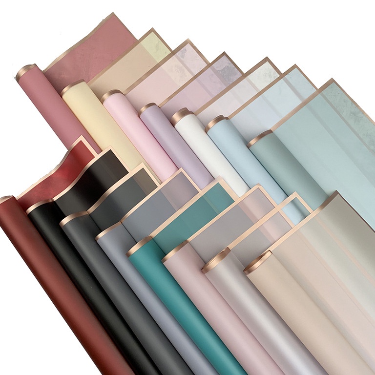 

Kejutan Besar 1 LEMBAR Kertas Buket Bunga Cellophane List Gold Line Emas Flower Wrapping Cellophane Paper Florist Grosir Varian List Gold Emas Kertas