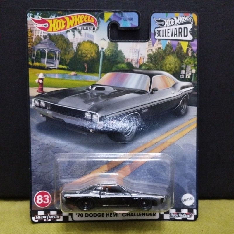 Hot Wheels Premium '70 Dodge Hemi Challenger
