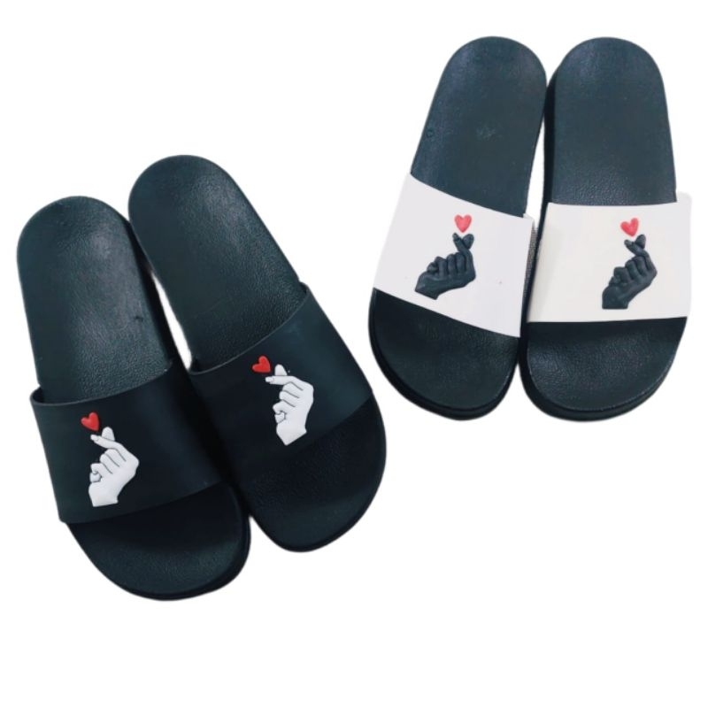 sandal slop karet wanita kekinian