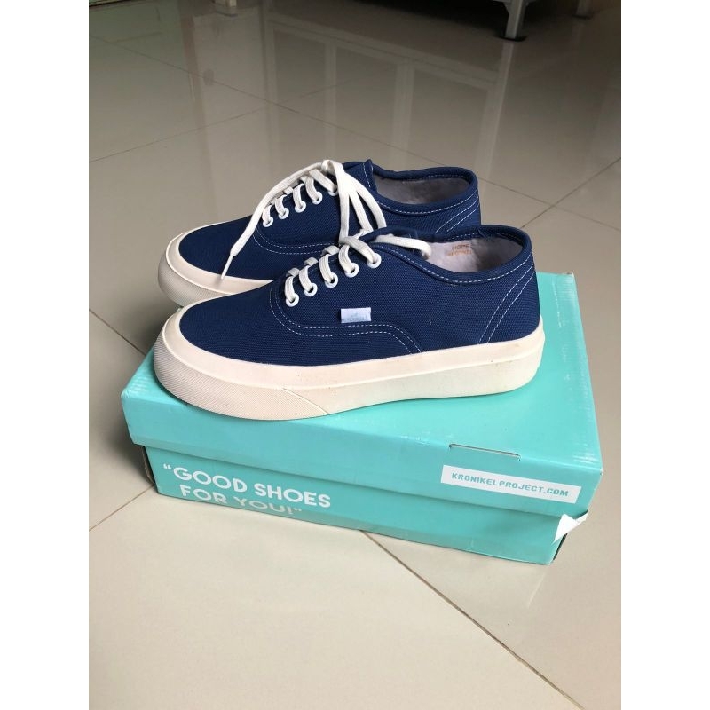 Preloved Sepatu Kronikel