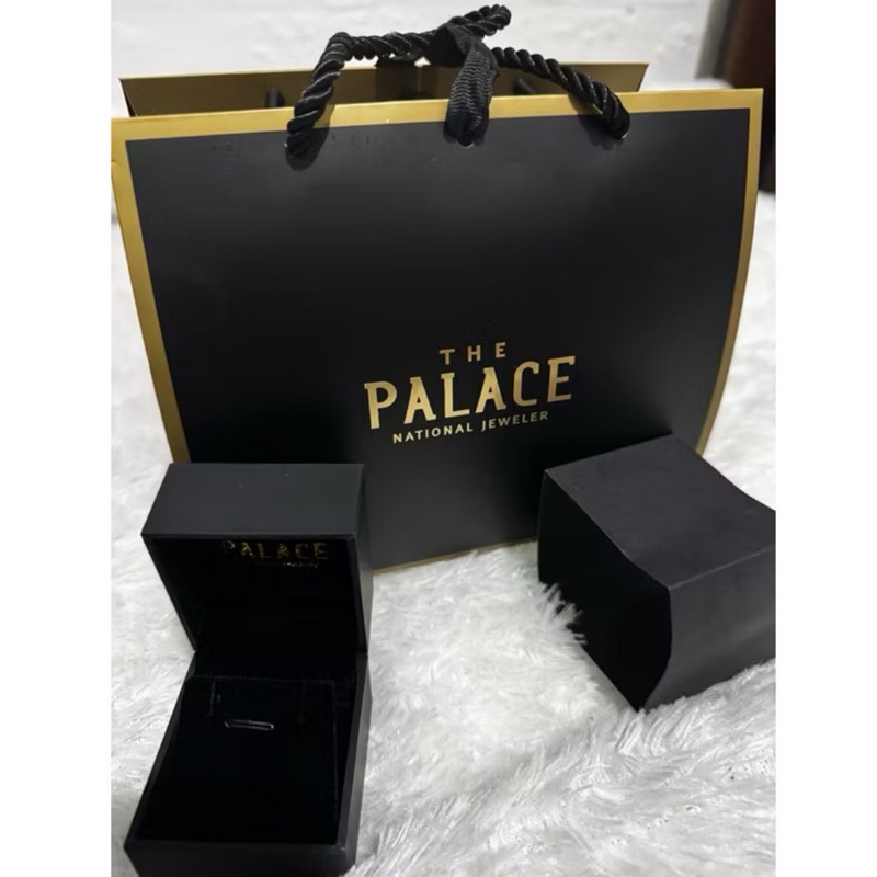 

PAPERBAG + BOX + KARDUS BOX THE PALACE FULL SET - ORI