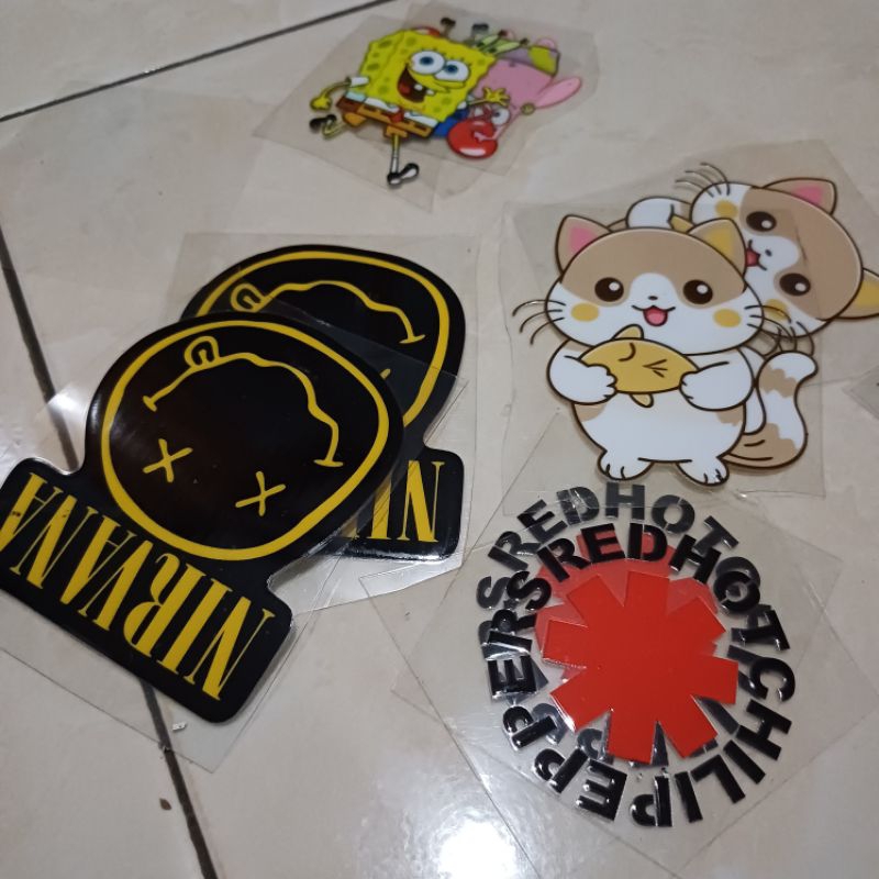 

STICKER UV DTF sticker helm sticker botol minum case handphone