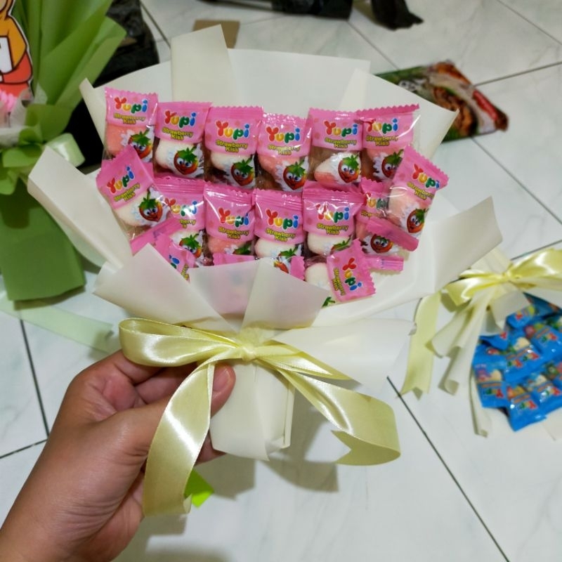 

Bucket yupi mini, bucket bunga, bucket hari guru