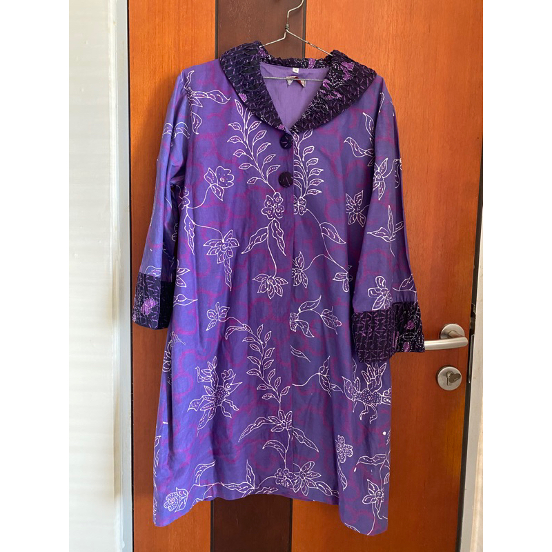 [PRELOVED] Batik Wanita Tunik Ungu Motif Batik Madura