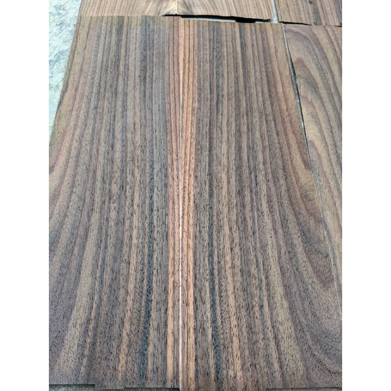 top veneer sonokeling belah buku 0,55 x 36 x 56 cm