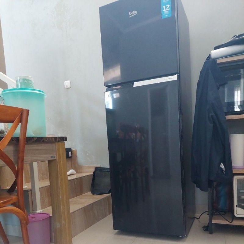 kulkas 2 pintu merk Beko