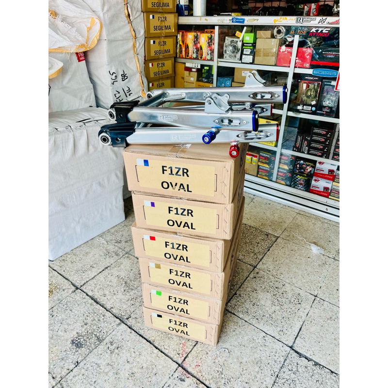 SWING ARM R1 PLATINUM SERIES OVAL GEN2 FIZR FORCE1 VEGA GRAND SUPRA C70