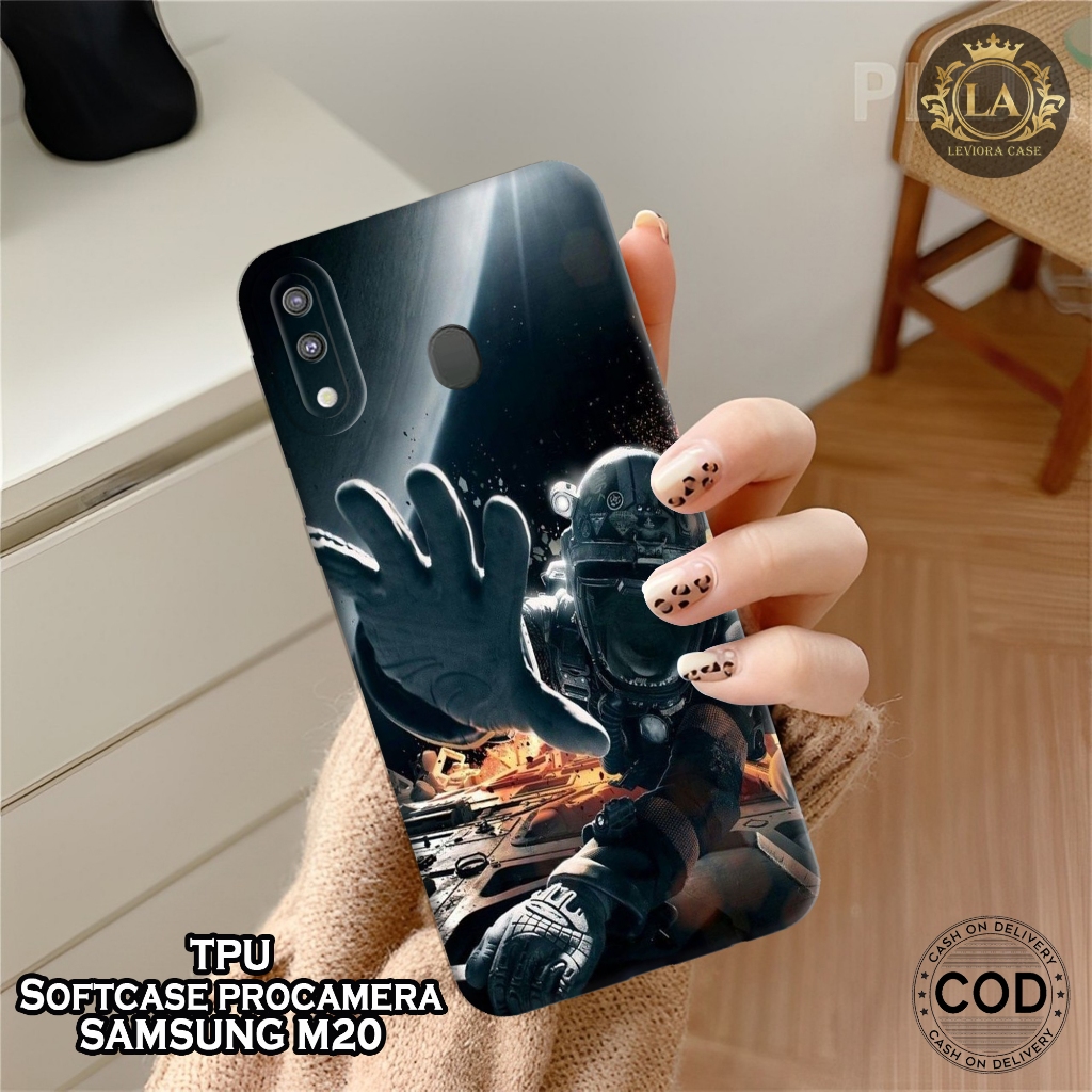 Case Samsung M20 Terbaru  - Leviora Case - Fashion Case Astronot - Softcase Samsung M20 - Case Pro C