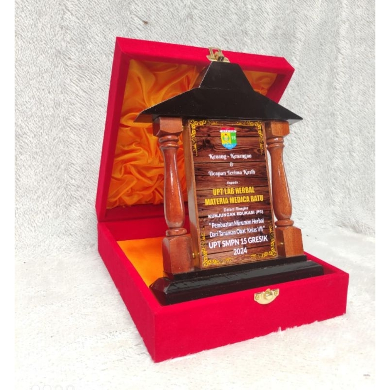 PLAKAT KAYU JOGLO DAN BOX