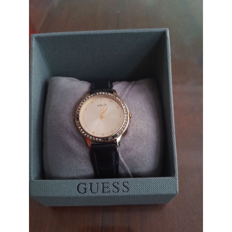 Preloved Jam Wanita Guess ORI